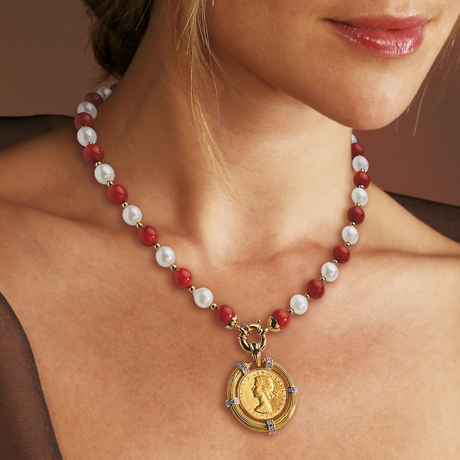 Collar de perlas, coral, diamantes Libra de Oro: Galería del Coleccionista